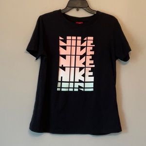 Nike t-shirt Size:M